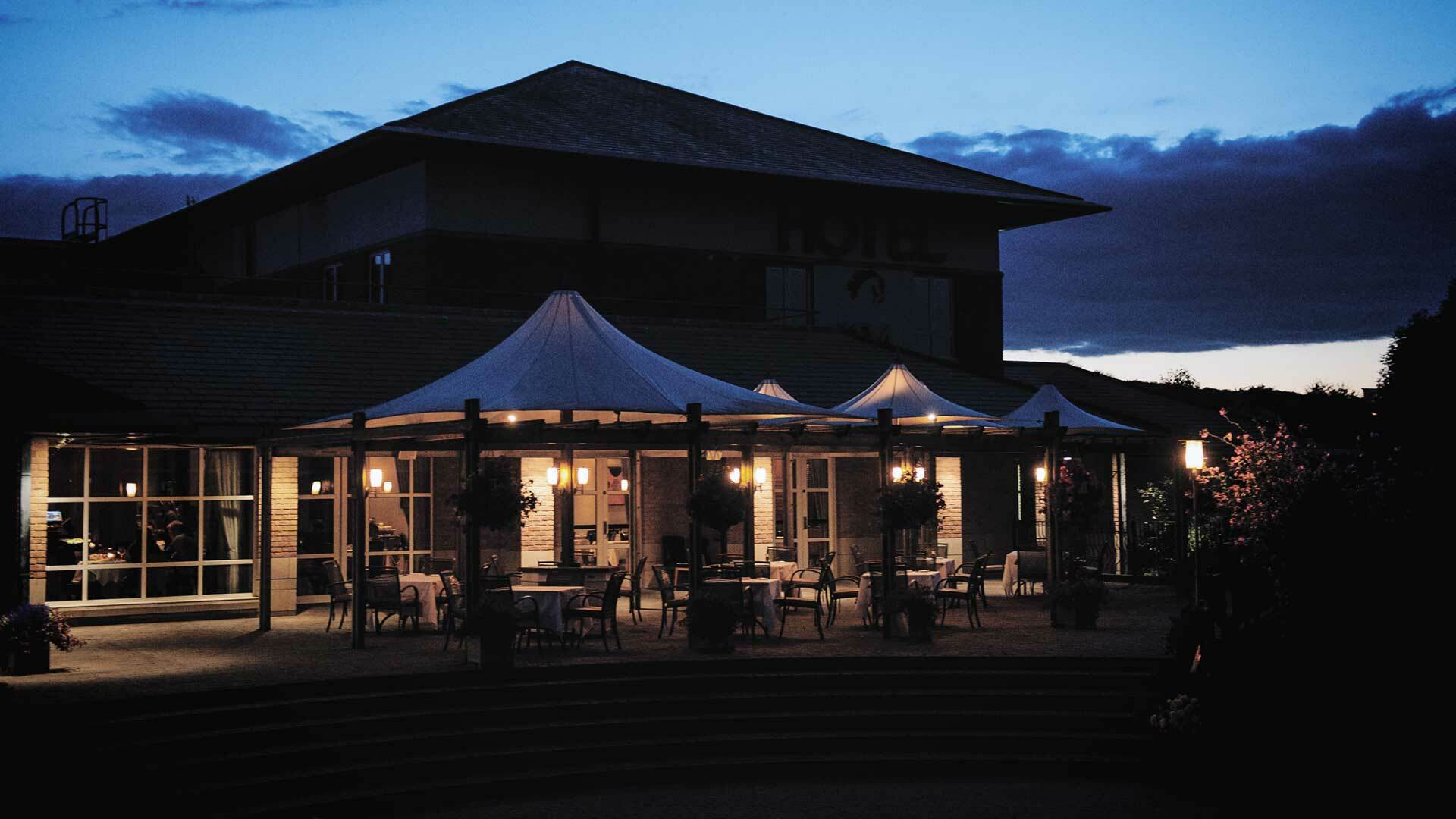 Thorpe Park Hotel And Spa Leeds  Exterior photo